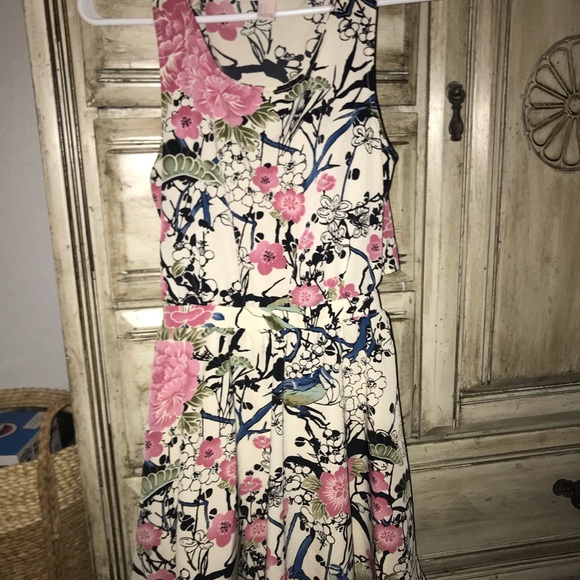 Forever 21 Dresses & Skirts - 🌸🍀Forever 21 Summer dress